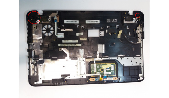 Середня частина корпуса для ноутбука Toshiba Satelite C850, 13N0-ZWA1E01, H000038490, Не має 4 кріплень. - 295596