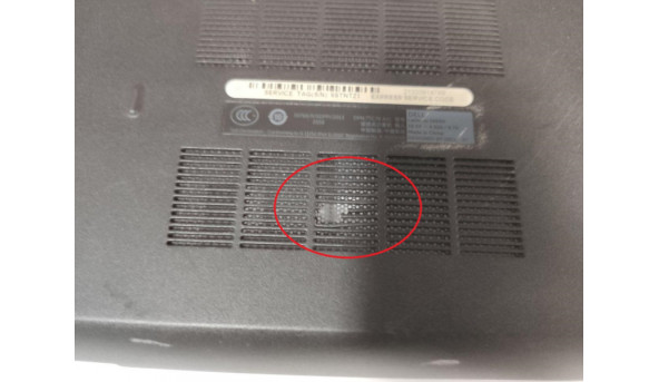 Сервісна кришка для ноутбука Dell Latitude E6540, AM0VI000703, CN-06T3T2, Б/В, В хорошому стані є незначне пошкодження (фото). - 295696