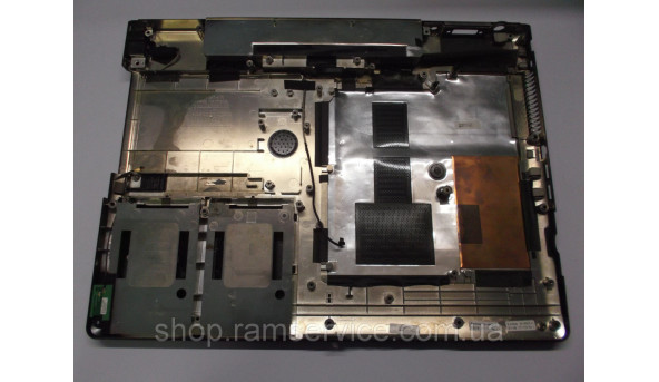 Нижня частина корпуса для ноутбука Fujitsu Amilo Xa 2528, б/в
