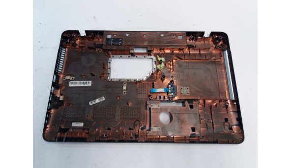 Нижняя часть корпуса для ноутбука Toshiba Satellite C670D-10C б / у