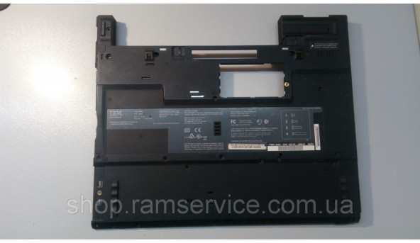 Нижня частина корпуса для ноутбука IBM Lenovo ThinkPad T43, 14", 26R7837, б/в