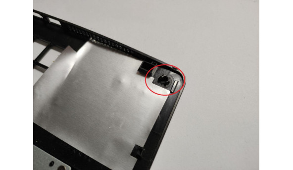 Середня частина корпуса для ноутбука Asus X200M, 11.6", 13NB03U2AP0301, Б/В. Зламане кріплення (фото). - 296331