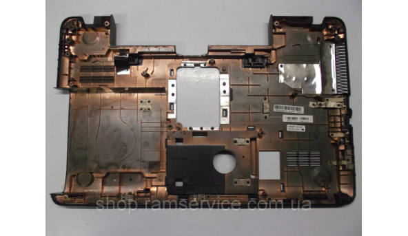 Нижня частина корпуса для ноутбука Toshiba C855D-162, б/в
