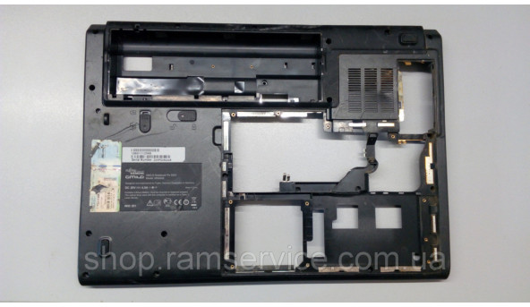 Нижня частина корпуса для ноутбука Fujitsu Amilo Pa 3553, MS2242, б/в
