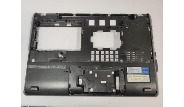 Нижня частина корпуса для ноутбука Asus X93S, 18.4", AP0JO000100, Б/В. Зламана решітка радіатора (фото), та гніздо живлення (фото), продається разом з кнопкою включення та перехідником CD/DVD