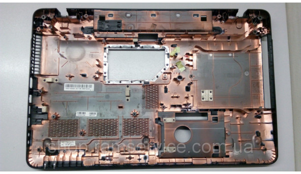 Нижня частина корпуса для ноутбука Toshiba Satellite C670D, 13N0-Y4A0A01, б/в