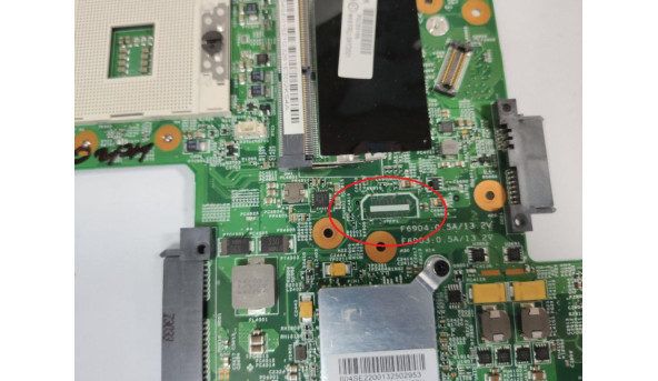 Материнська плата для ноутбука Lenovo ThinkPad L430, 14.0", 04Y2001, Б/В.  Робоча, стоїть пароль на BIOS, Windows можна поставити, зламане гніздо тачпада (фото)