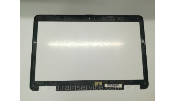 Рамка матрицы корпуса для ноутбука Emachines E725, б / у - 296752