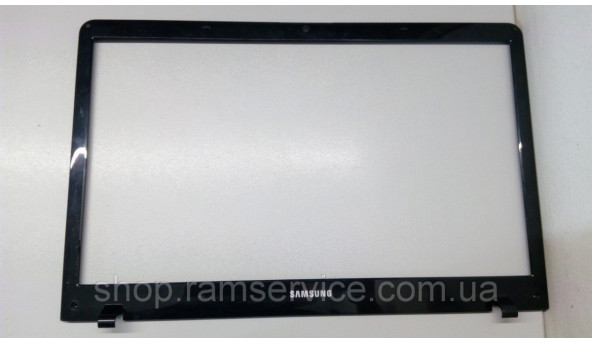 Рамка матриці корпуса для ноутбука Samsung 355E, NP355E7C, AP0RW000100, б/в