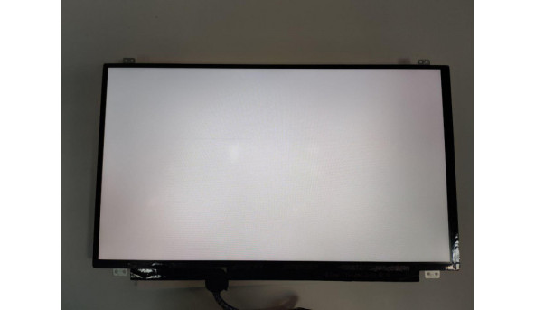 Матриця AU Optronics, B156HTN03.3, 15.6", 40-pin, LCD, FHD 1920x1080, slim, б/в, Є малопомітні засвіти, присутні сліди від клавіатури (фото) - 296969