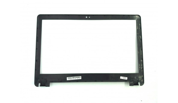 Рамка матриці для ноутбука Medion Akoya E6424 13N0-1BA2001 MD99850 Б/В - 297046