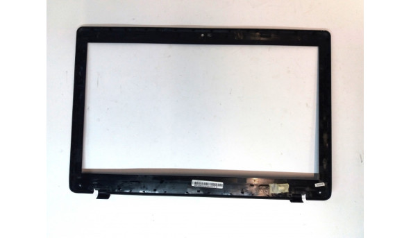 Рамка матрицы для ноутбука Asus K73 X73 X73B K73T K73U (AP0J2000C00) Б/У - 297145