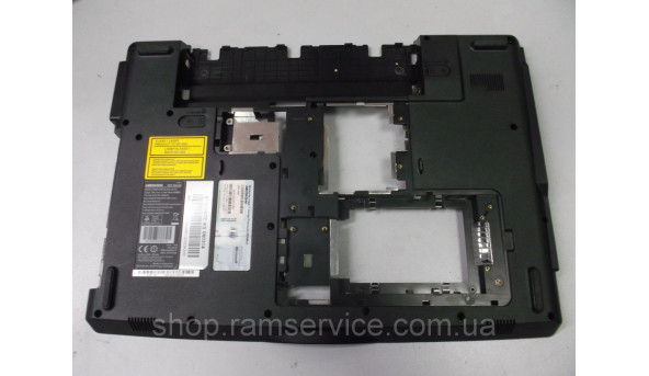 Корпус для ноутбука Medion akoya MD96640, б/в - 297330