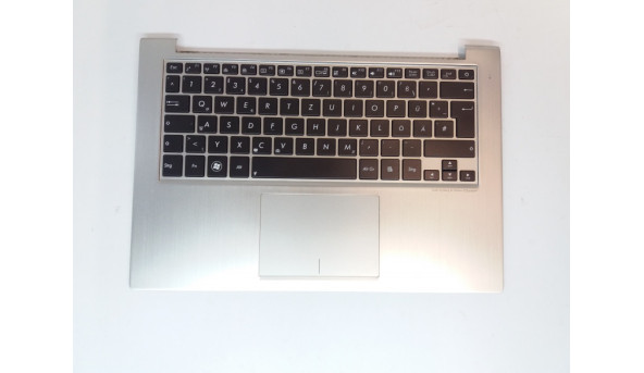 Середня частина з клавіатурою та тачпадом для Asus Zenbook UX32A, UX32VD, UX32V, 13GN8N1AM042-1. Б/В. Не истачає двох кріплень (фото). Клавіатура з підсвіткою NSK-UQ101, 0K200-00030300, протестована, робоча.