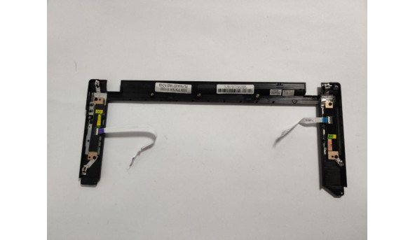 Верхня накладка на середню панель, для ноутбука Lenovo ThinkPad L420, 14.0", 3DGC9TCLV00, 04W0371, Б/В. В хорошому стані. Продається з кнопкою включення та додатковою платою - 297837