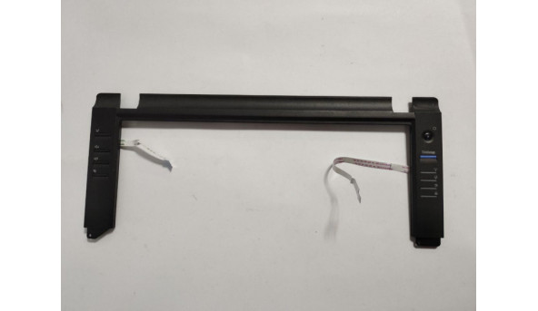 Верхня накладка на середню панель, для ноутбука Lenovo ThinkPad L420, 14.0", 3DGC9TCLV00, 04W0371, Б/В. В хорошому стані. Продається з кнопкою включення та додатковою платою