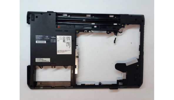 Нижня частина корпусу для FUJITSU A532, TSA36FH6BCJT30, Б/В. Відновлені два кріплення (фото)