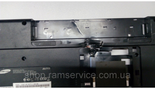Нижня частина корпуса для ноутбука Samsung RV711, NP-RV711, б/в - 298095