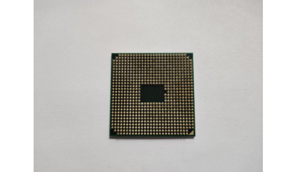 Процесор AMD A4-3300M, AM3300DDX23GX, AM330SDDX22GX,  тактова частота 1.9 МГц, Turbo Boost 2.5МГц,  3 МБ кеш-пам'яті, Socket FS1, б/в, протестований, робочий.