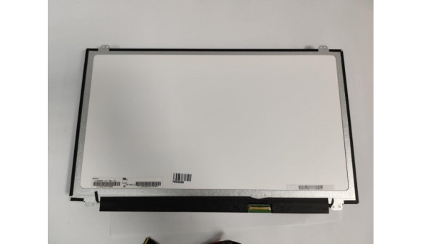 Матриця InnoLux, N156BGE-L41 REV.C3, 15.6", HD 1366x768, 40 pin, Slim, б/в, Є вертикальна полоса, та подряпина (фото) - 298679