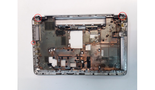 Нижня частина корпуса для ноутбука HP Pavilion 15-e, 15.6", ZYU37R65TP,  Б/В. Зламане 2 кріплення корпуса та трішина на HDMI.
