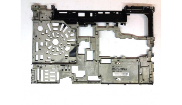 Середня частина корпуса для ноутбука Lenovo  IBM Lenovo ThinkPad T530, 15.6", 60.4QE04.021, 04W6902, Б/В. Є трішини (фото)