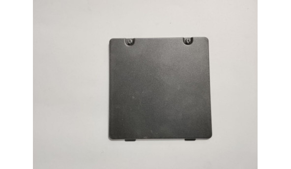 Сервісна кришка для ноутбука LG LGR50, R500, 15.4", б/в, В хорошому стані, без пошкодженнь.