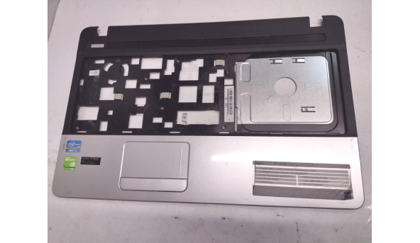 Середня частина корпуса для ноутбука Acer Aspire E1-571, Packard Bell TE11, б/в, зламане одне кріплення (ФОТО)