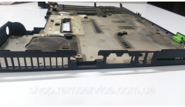 Нижня частина корпуса для Ноутбука Lenovo ThinkPad R400. Без пошкоджень., б/в - 299541