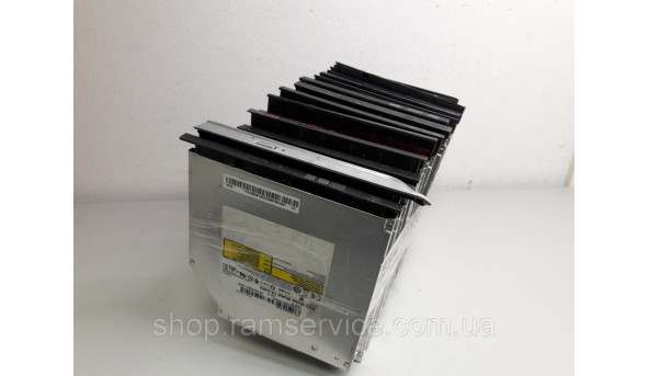 Лот №10203 SATA CD / DVD приводы для ноутбука - 20шт, б / у - 299596