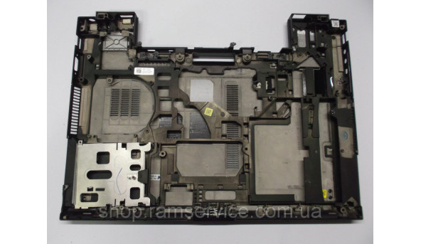 Нижня частина корпуса для ноутбука Dell Latitude E6500, PP30L, б/в