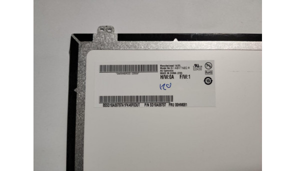 Матриця AU Optronics, B140XTN02.A, 14.0'', LCD, HD 1366x768, 30-pin, Slim, б/в, Є засвіти помітні на всіх кольорах (фото), та відсутня стрічка (фото), та подряпини і потертості від клавіатури - 299781