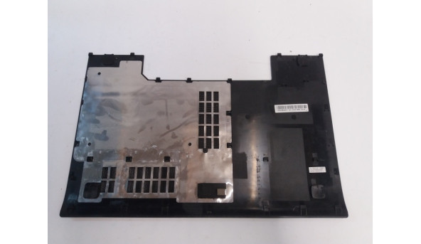 Сервісна кришка для ноутбука Lenovo G700, G710, 17.3", 13N0-B5A0611, Б/В, має пошкодження (фото). - 299860