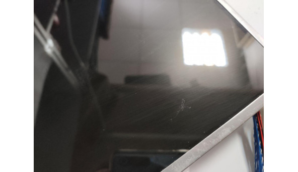 Матриця Samsung, LTN156AT24-C01, WXGA HD 1366x768, LCD 15.6 ", б/в, Мінімальні подряпини, на роботу не впливають. На зображенні сніжить, а при перемиканні кольорів починає сніжити на всіх кольорах - 299929