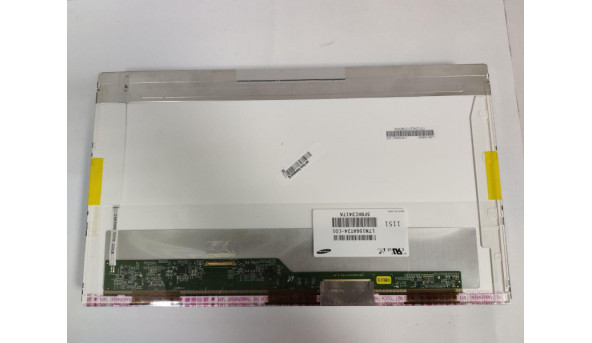 Матриця Samsung, LTN156AT24-C01, WXGA HD 1366x768, LCD 15.6 ", б/в, Мінімальні подряпини, на роботу не впливають. На зображенні сніжить, а при перемиканні кольорів починає сніжити на всіх кольорах - 299929
