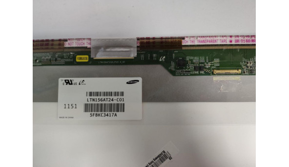 Матриця Samsung, LTN156AT24-C01, WXGA HD 1366x768, LCD 15.6 ", б/в, Мінімальні подряпини, на роботу не впливають. На зображенні сніжить, а при перемиканні кольорів починає сніжити на всіх кольорах - 299929