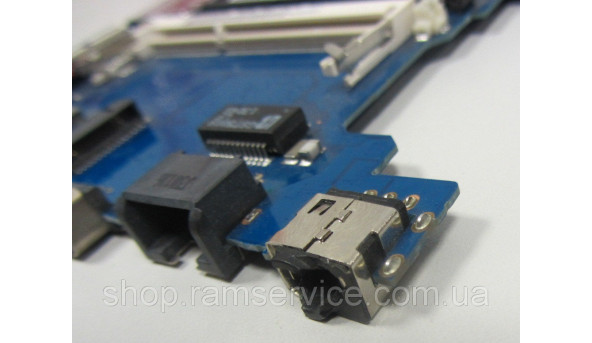 Материнська плата Samsung np370r5e, ba41-02176a, Rev:1.0, Intel Pentium Processor 2117U, SR0VQ, б/в - 299939