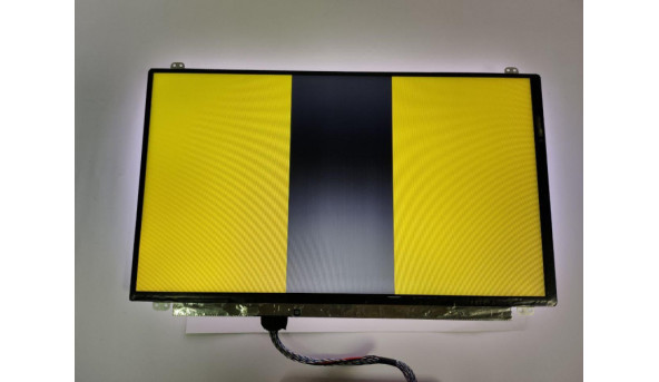 Матриця Innolux, N156HGE -LA1 Rev:C1, 15.6", 40-pin, LCD, Full HD 1920x1080, Slim, б/в, Немає зображення, є подряпина (фото) - 299966