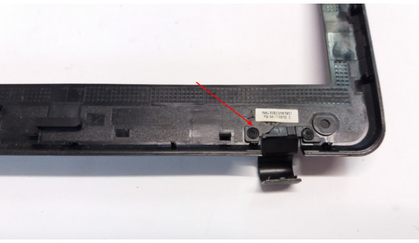 Рамка корпуса для ноутбука Asus A53U, 13GN5710P100, Б/В. Трішина на лівій заглушці завіс, незначні потертості. - 299976