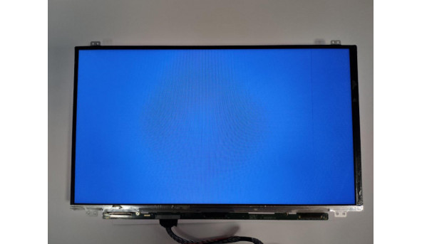 Матриця LG Display, LP156WH3 (TL)(S3), 15.6'', LCD, HD 1366x768, 40-pin, Slim, б/в. Має вертикальну полосу, помітна на всіх кольорах окрім білого - 299988