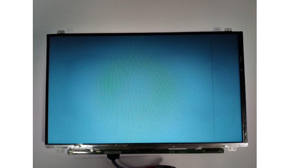 Матриця LG Display, LP156WH3 (TL)(S3), 15.6'', LCD, HD 1366x768, 40-pin, Slim, б/в. Має вертикальну полосу, помітна на всіх кольорах окрім білого - 299988