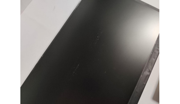 Матриця InnoLux, B156BGE-L31 Rev:C2, 15.6", 40-pin, LCD, HD 1366x768, Б/В. Є подряпини та присутні засвіти помітні на всіх кольорах - 300250
