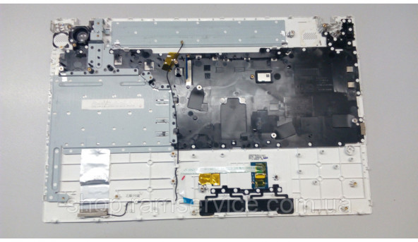 Средняя часть корпуса для ноутбука Samsung 305V, NP305V5A, б / у - 300370