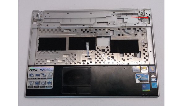 Середня частина корпуса для ноутбука MSI GX, 628, MS-1651, GT628NS-8747W7P, Б/В, Кріплення всі цілі. Є тріщина справа зверху (фото)