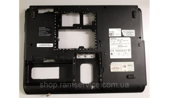 Нижняя часть корпуса для ноутбука Toshiba Satellite L40, б / у