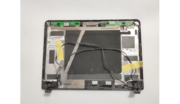 Кришка матриці для ноутбука Lenovo ThinkPad X121E, E120, E125, 11.6", 32FL9LCLV00, 04W2221, б/в. Кріплення цілі, є дефект (фото) - 300951