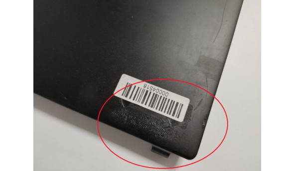 Кришка матриці для ноутбука Lenovo ThinkPad X121E, E120, E125, 11.6", 32FL9LCLV00, 04W2221, б/в. Кріплення цілі, є дефект (фото) - 300951