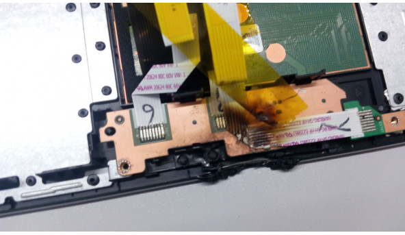 Середня частина корпуса для ноутбука Toshiba Satellite C40-C-10T, AM1D7000300, б/в - 301026