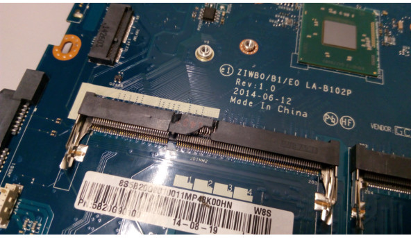 Материнська плата для ноутбука Lenovo B50-30, LAB102P Rev:1.0. Має впаяний процесор Intel Mobile Celeron N2840, SR1YJ, б/в - 301094