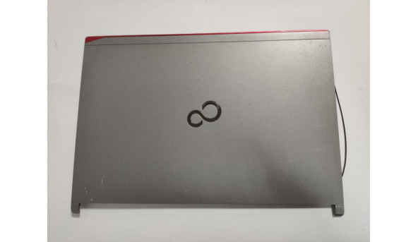 Кришка матриці для ноутбука для ноутбука Fujitsu LifeBook E734, 13.3", б/в. Є подряпини.